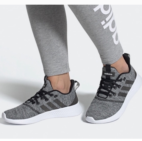 Adidas size 7.5 women's. - Picture 1 of 8